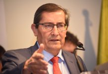 Entrena solicita una reunión con el presidente de la Junta para abordar las conducciones de Rules y las conexiones aéreas