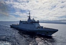 El BAM ‘Rayo’ visita el puerto de Motril