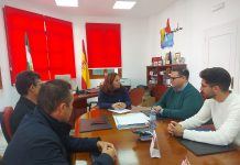 Caballero finaliza las visitas a los 20 municipios de la Mancomunidad de la Costa Tropical en Albuñol y Albondón