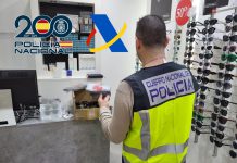 Intervenidas falsificaciones de gran calidad de una conocida marca de gafas de sol por valor de 43.000 euros que vendía una cadena de ópticas