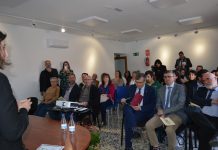 Artesanos de la Alpujarra se asoman a las últimas tendencias internacionales en moda sostenible