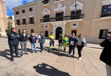 La plantilla del servicio municipal de limpieza se moviliza en Motril