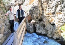 La Junta edita una guía divulgativa para facilitar la visita y el conocimiento de los Monumentos Naturales de Andalucía