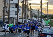 La Marcha Contra el Cáncer reúne en Almuñécar a cerca de 400 participantes