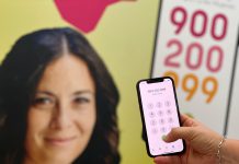 El teléfono de las mujeres gestiona en Granada más de 4.100 llamadas, un 6% más que en 2023