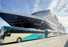 El Puerto de Motril recibe por vez primera al crucero Oosterdam, del segmento premium de Holland America Line