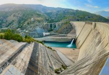 El alcalde de Almuñécar planta cara al Gobierno: «No permitiré que la incompetencia del Estado la paguen nuestros agricultores”