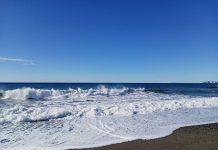 AEMET activa en la Costa Tropical aviso amarillo por fenómenos costeros