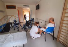 El Hospital Santa Ana de Motril habilita una sala de fisioterapia en la planta de Traumatología