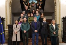 La Subdelegación del Gobierno en Granada guarda un minuto de silencio por los dos últimos crímenes machistas