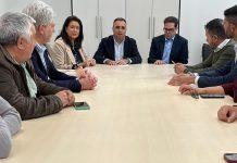 Francis Rodríguez traslada a los alcaldes de la Costa el plan de recuperación del litoral por el temporal ante la Semana Santa