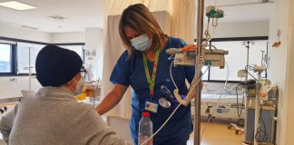 El Hospital Santa Ana de Motril amplía su horario de tarde para atender al paciente oncohematológico