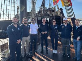 ¡Historia viva en el Puerto de Motril!: dos grandes navíos hacen escala en la ciudad durante cinco días