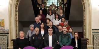 La Subdelegación del Gobierno en Granada guarda un minuto de silencio por las tres últimas víctimas de violencia machista