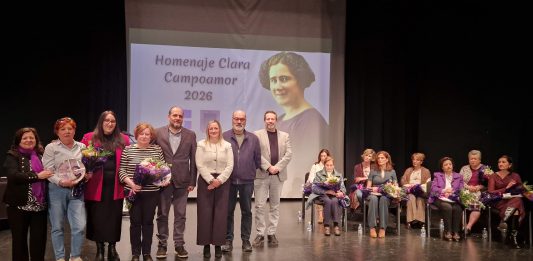 Salobreña distingue la trayectoria de mujeres destacadas en diversos ámbitos en el XV Homenaje Clara Campoamor