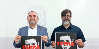 El Hombre Garabato rendirá homenaje a Carlos Cano en el Teatro Calderón con su álbum Tierra