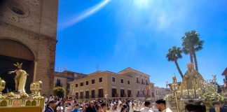 RESUCITADO Y DULCE NOMBRE: DOS VERSIONES DEL TRIUNFO DE JESÚS SOBRE LA MUERTE PARA UN DOMINGO DE GLORIA