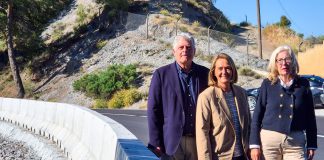 El Ayuntamiento de Motril reabre la carretera de acceso de la Gorgoracha dañada tras los temporales