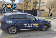 Detenido en Granada un varón que amenazó al dueño de un bar y le hurtó el dinero de la caja registradora