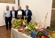Almuñécar felicita a Joaquín Montes Peralta por el reconocimiento otorgado por el Colegio Oficial de Ingenieros Agrónomos de Andalucía