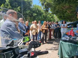 Más de mil personas visitan la exposición de medios de la Guardia Civil en el paseo Blas Infante de Almuñécar
