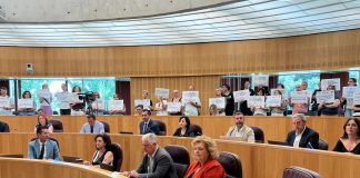 El PSOE subraya su apoyo a los chiringuitos de la Costa y denuncia el “boicot” del presidente de la Diputación para propiciar un acuerdo sobre el sector