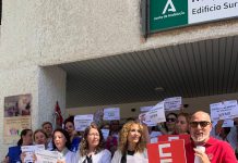 Técnicos medios y superiores del SAS se movilizan en la provincia de Granada para exigir su reclasificación profesional