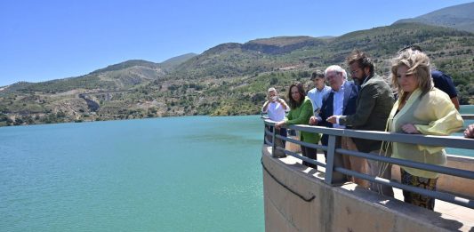Rocío Díaz: «Lamentamos que el agua desembalsada en Rules no llegue a los regantes por la dejadez del Gobierno»