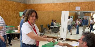 La vicesecretaria del PSOE de Motril invita a participar de la fiesta de la democracia y «que la gente salga a votar»
