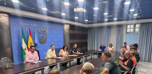 Almuñécar coordina un amplio dispositivo de seguridad para la celebración de la Noche de San Juan