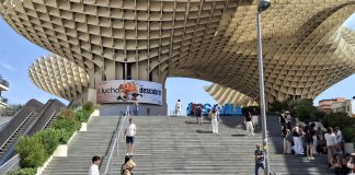Mancomunidad destaca el éxito de la campaña de promoción de la Costa Tropical en el centro de Sevilla
