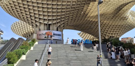 Mancomunidad destaca el éxito de la campaña de promoción de la Costa Tropical en el centro de Sevilla