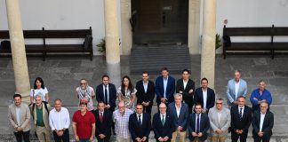 La Mesa del tren Guadix-Baza-Lorca pide al Gobierno de España revisar la viabilidad de la línea tras un estudio de la UGR que señala carencias en el informe que la descartó
