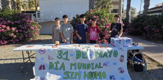 El Ayuntamiento de Almuñécar y el IES Puerta del Mar celebran una gincana contra el tabaco y el vapeo