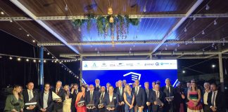 La Asociación de Chiringuitos y Empresarios de Playas Costa Tropical galardonada con un Premio PROA 2026