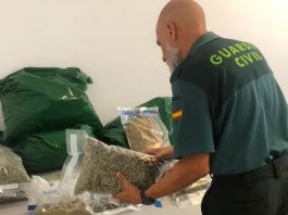 La Guardia Civil interviene más de 13 kilos de sustancias estupefacientes en un club de Almuñécar