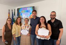 Lanjarón celebra la graduación de casi un centenar de mayores tras completar el curso 2025/2026