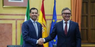 Juanma Moreno logra ser investido presidente de la Junta con el apoyo de Vox tras el acuerdo de gobierno