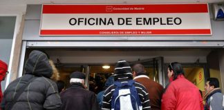 Baja el paro en la provincia de Granada en 602 personas, hasta situarse en las 61.588 personas desempleados